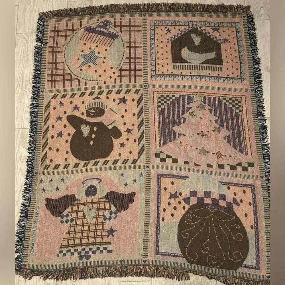 Vicky Howard Christmas Soft Blanket Throw Tapestry 48x58 Pet Free Smoke Free